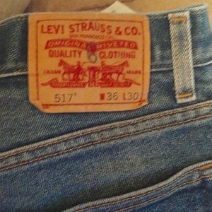 517 Levi bootcut